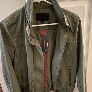 NWT Banana Republic Green Bomber Jacket with Zip-out hood